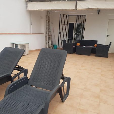 Habitacion En Coria Coria del Río Kültér fotó